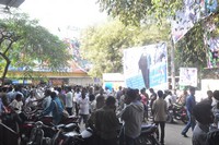 Nenokkadine Movie Hungama Photos